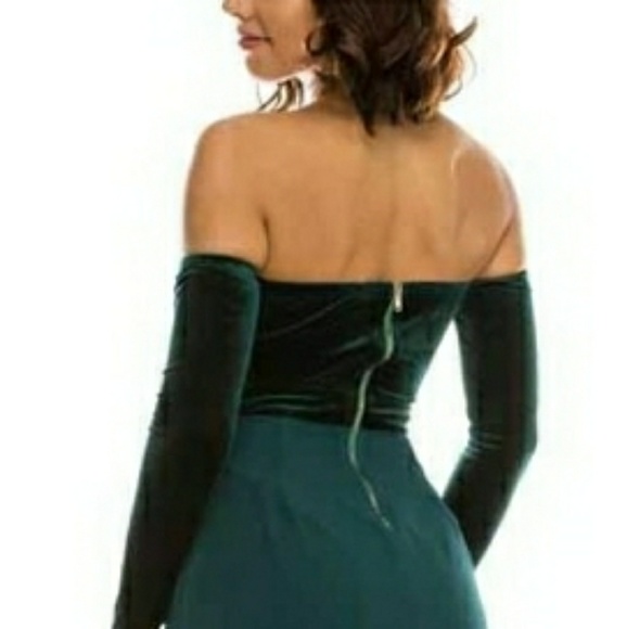 💥Off Shoulder Hunter Green Chiffon Maxi Romper - Picture 5 of 7